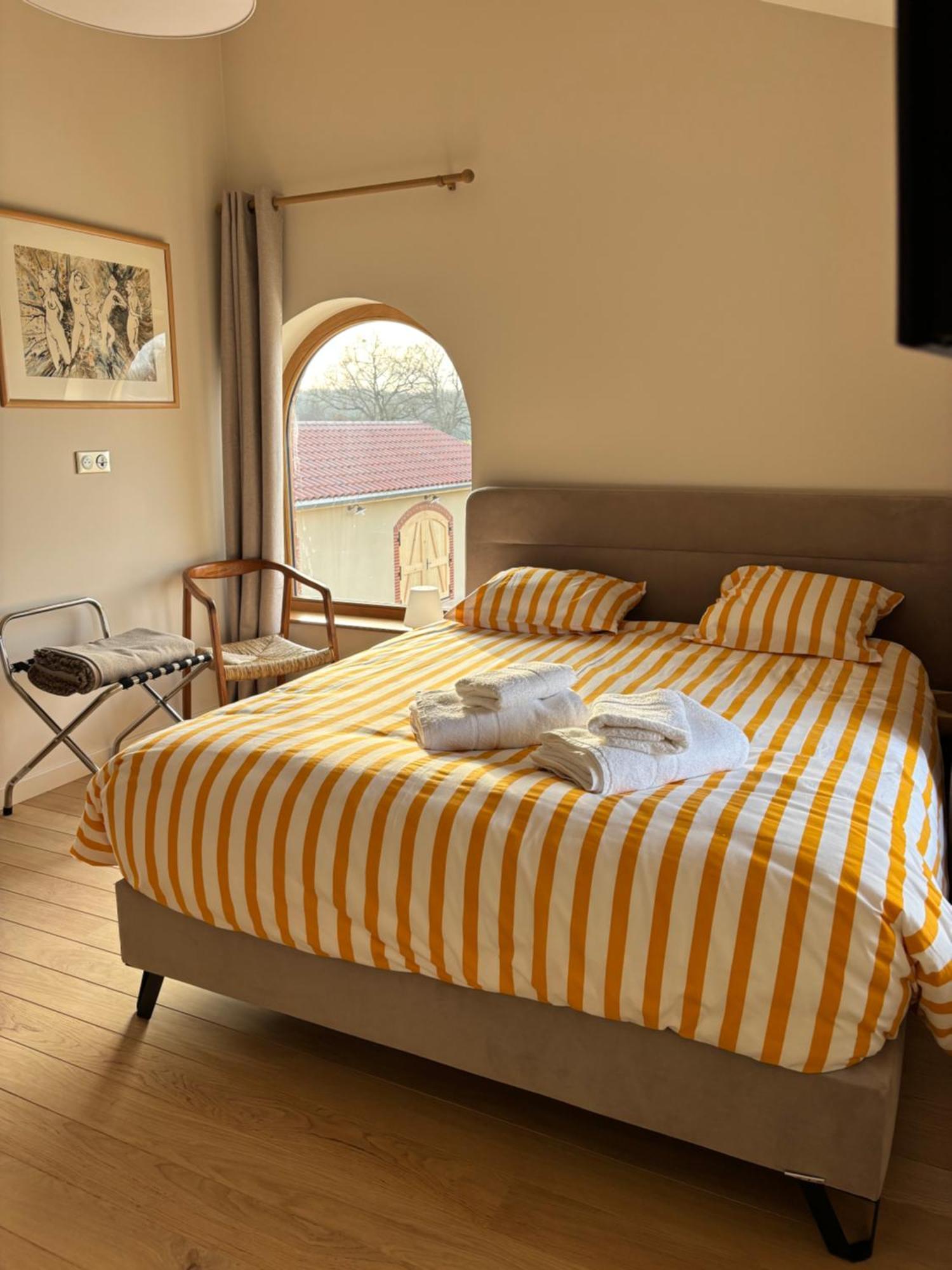 Bed and Breakfast Le Domaine Du Pin Châtillon-sur-Chalaronne Esterno foto